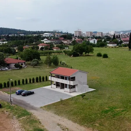 The River Beli Lejlighed