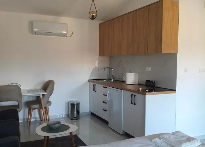 The River Beli Appartement Podgorica